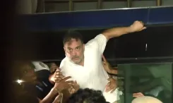 राहुल-प्रियंका गांधी हिरासत में, ज्ञानेश कुमार के इस्तीफे की मांग पर INDIA ब्लॉक का दिल्ली में विरोध मार्च