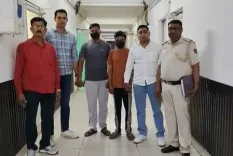 दिल्ली: जगतपुरी पुलिस ने दो हथियारबंद बदमाश को किया गिरफ्तार, विदेशी पिस्टल बरामद