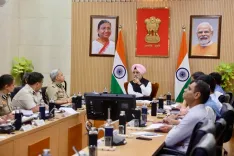 Delhi L-G Sandhu reviews traffic management, pushes AI and community solutions