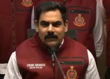 क्या दिल्ली में हथियारों की बड़ी खेप बरामद हुई? चार आरोपी गिरफ्तार