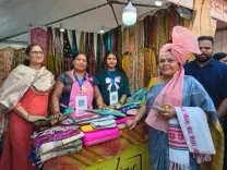 दिल्ली में सरस आजीविका मेले में झारखंडी दीदियों की कला, प्रतिभा और हुनर की गूंज