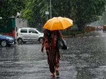 दिल्ली-एनसीआर में 8 सितंबर तक बादल और बारिश, IMD का पूर्वानुमान; जानें तापमान व वायु गुणवत्ता