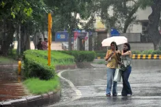दिल्ली-एनसीआर में मानसून की राहत: AQI 109 'मध्यम', 21 अगस्त तक बारिश का अनुमान