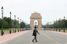 Delhi-NCR dry on 22 Sep as IMD forecasts 34°C; red alert for Odisha