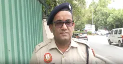 दिल्ली पुलिस की दोहरी कार्रवाई: पत्नी पर फायरिंग का आरोपी गिरफ्तार, मंडोली में 567 किलो अवैध पटाखे ज़ब्त