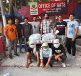 Delhi Police bust illicit liquor ring, seize 778 quarters near Seelampur