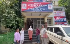 Did Delhi Police Capture 10 Transgender Bangladeshi Illegal Immigrants?