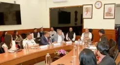 भारत में रक्षा उद्योग को सशक्त बनाने और निर्यात को प्रोत्साहित करने की दिशा में कदम: राजनाथ सिंह