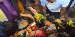 सावन के पहले सोमवार पर शिवालयों में उमड़ी भीड़; रांची पहाड़ी बाबा और भागलपुर के 700 साल पुराने भूतनाथ मंदिर में जलाभिषेक