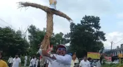 धनबाद में BJP दफ्तर के पास पुतला जलाने पहुंचे युवा कांग्रेसी, भाजपाइयों से झड़प; कुमार गौरव समेत कई हिरासत में