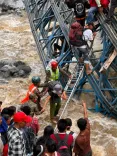धारचूला में कुलागाड़ पुल टूटा, कुमाऊं स्काउट्स ने 7 घंटे में 300 से अधिक लोगों को बचाया