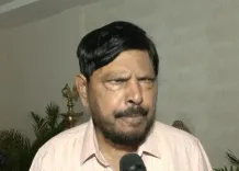 जबरन धर्म परिवर्तन गैरकानूनी, धर्मांतरण विरोधी कानून सही कदम: रामदास अठावले