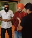 क्या दिलजीत दोसांझ और ऋषभ शेट्टी ने मिलकर 'कांतारा: चैप्टर 1' के लिए गाना रिकॉर्ड किया?