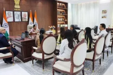 दिल्ली में नस्लीय उत्पीड़न: सीएम रेखा गुप्ता ने पीड़ितों से की मुलाकात, सख्त कार्रवाई का आश्वासन