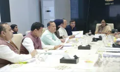 क्या दिल्ली सरकार ने वीरांगना झलकारी बाई को 'महान व्यक्तित्व' की श्रेणी में शामिल किया?