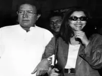 डिंपल कपाड़िया को बॉम्बे हाईकोर्ट से राहत, अनीता आडवाणी-राजेश खन्ना के रिश्ते को कानूनी मान्यता देने की याचिका खारिज 