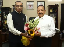 Dr Jitendra Singh meets new DST Secretary Prof Waghmare