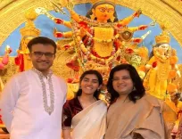 Did Sourav Ganguly Offer Prayers with His Family During Durga Puja?