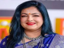 ममता कुलकर्णी ने करियर के चरम पर क्यों छोड़ा बॉलीवुड? जानिए उनकी कहानी