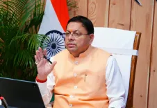 सीएम धामी का निर्देश: 1 नवंबर तक पूरे हों सीवर-पेयजल के अधूरे काम, खुदी सड़कों की तत्काल मरम्मत