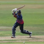 एमिलियो गे के कंधे की चोट से इंग्लैंड की मुश्किल, पाकिस्तान टेस्ट सीरीज से पहले ओपनर संकट