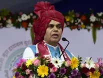 Birsa Munda Tribal University holds first convocation; Gujarat Governor urges graduates to end education gap