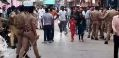 एटा में मोहर्रम जुलूस: 21 फीट ऊँचा ताजिया हाईटेंशन लाइन से टकराया, करंट से युवक शेख की मौत, 7 घायल