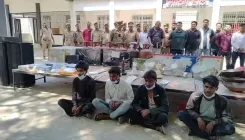 इटावा: सर्दियों में स्कूलों को निशाना बनाते गिरोह का भंडाफोड़, चार गिरफ्तार