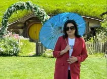 Did Farah Khan Really Walk Barefoot to Haji Ali for Love?