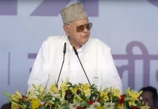 क्या फारुक अब्दुल्ला ने जम्मू संभाग में नए जिले बनाने की मांग पर महबूबा मुफ्ती को जवाब दिया?