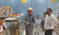 क्या फर्रुखाबाद में खाद्य विभाग ने मिठाई दुकानों पर छापा मारा?