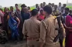 फर्रुखाबाद में ससुराल आए युवक का शव आम के पेड़ पर लटका, हत्या का शक