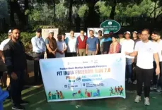 फिट इंडिया फ्रीडम रन 7.0: नेहरू पार्क में प्लॉग रन, फार्मास्युटिकल्स विभाग ने दिया फिटनेस-स्वच्छता का संदेश