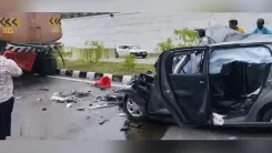 5 killed as car hits stationary lorry on Pollachi-Udumalai Highway