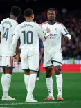 Real Madrid beat Barcelona 2-1 in El Clasico to close La Liga gap