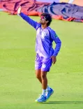 रचिन रवींद्र कंधे की चोट से भारत-NZ टी20 सीरीज से बाहर, कोच वाल्टर बोले — 'फुटपाथ पर गिर जाता तो क्या रोकते'