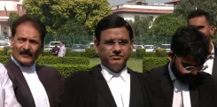 फॉर्म-6 में संशोधन नहीं तो चुनाव किस आधार पर? सुप्रीम कोर्ट में ECI के हलफनामे पर याचिकाकर्ताओं के तीखे सवाल