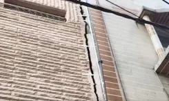 Delhi Gandhi Nagar building tilts, evacuated as MCD issues notice