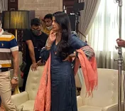 मुग्धा गोडसे मराठी फिल्म 'फ्रेम' में भावुक, बोलीं — 'नागराज मंजुले की टीम ने घर जैसा अपनापन दिया'