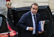 Why Did French PM Sebastien Lecornu Resign So Soon?