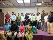 गढ़चिरौली: भामरागढ़ के आदिवासी स्कूलों में बिजली-पानी का अभाव, अभिजीत दीपके ने सरकार को चेताया