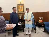Gadkari assures Mizoram CM on National Highway upgrades, road connectivity push