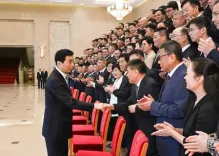 गैर-सार्वजनिक आर्थिक क्षेत्र के 100 दिग्गजों को मिला राष्ट्रीय सम्मान