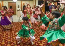 गरबा और डांडिया: शरीर और दिमाग के लिए हल्की और असरदार वर्कआउट