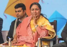 क्या गर्मी से पहले दिल्ली सरकार ने बिजली, पानी और स्वास्थ्य सेवाओं पर तैयारी का आदेश दिया?