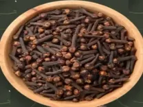 गर्मियों में शरीर को ठंडा रखने में लौंग करेगी मदद, बस जान लें ये शानदार टिप्स