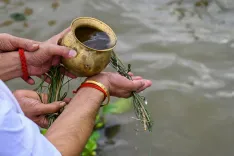 गयाजी पिंडदान 2026: विष्णुपद से फल्गु तक, इन 45+ पवित्र स्थलों पर मिलती है पितृ दोष से मुक्ति