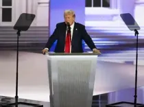 गाजा में भुखमरी, ट्रंप बोले- तस्वीरें दर्दनाक, लेकिन 'वो' खाना हड़प रहे