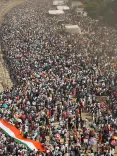 Giriraj Singh: 10 Lakh Crowd Floods Varanasi Ghats for Kashi Air Show