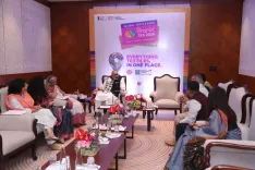 Giriraj Singh Meets Amazon, California Design Den on Textile Exports